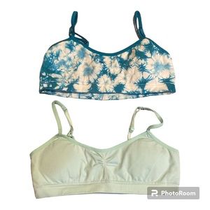 NWOT Hanes Girls Sports Bra Bundle Size Medium